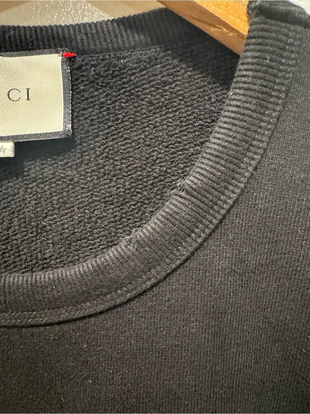 Authentic Gucci Crewneck Distressed Logo Black Sweatshirt Size XL